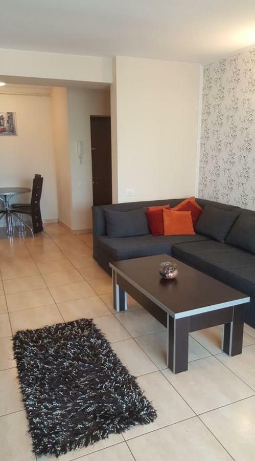 Nick Apartments Mamaia Eksteriør bilde